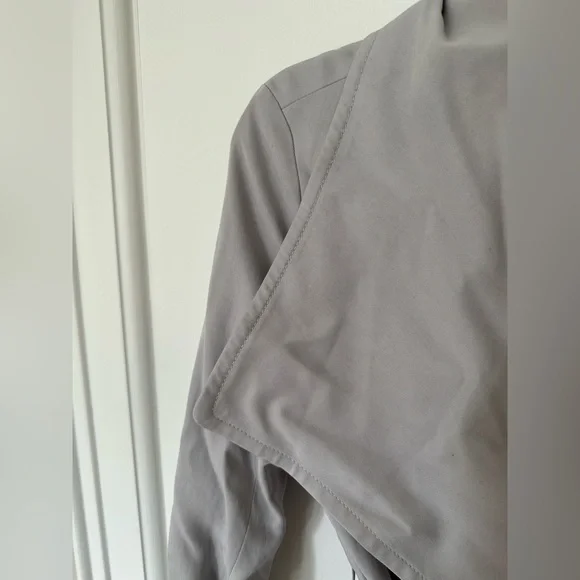 Club Monaco Ellayne Trench Coat (size S) - Picture 5 of 13